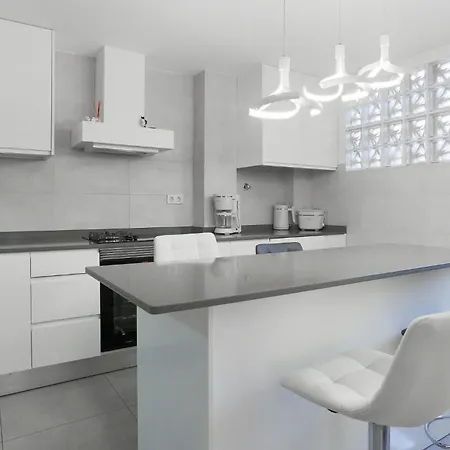 Apartment In With Wifi